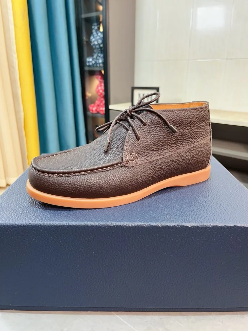Men's shoes 💰600🌹🌹【UGG】✨The most popular series, a must-have for stylish men 😱The latest limited edition at the counter🍃Top export foreign trade order, counter packaging. Designed with high-end textured matte cowhide➕The simulated wool is beautiful, and the collar surface presents a clear texture, which is friendly without losing the foundation. 👀 Casual roll rope lace-up style✨Thick stitching to reinforce the sole, natural rubber sole🍎The collar makes walking more comfortable and relaxed. 38_44 code
